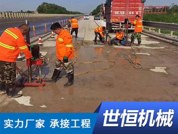 内蒙路面塌陷压浆工程